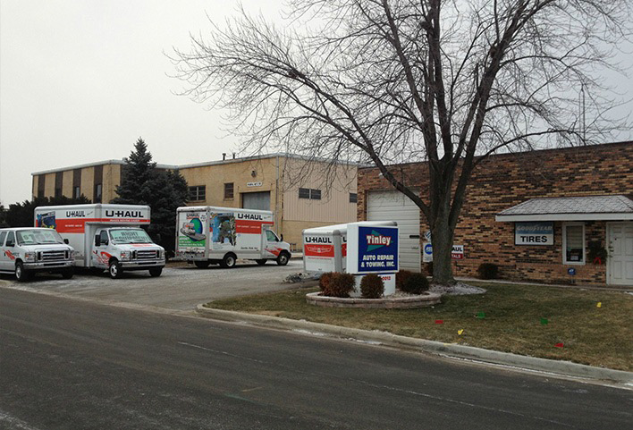 Tinley Auto Repair & Towing Inc || Photo 02